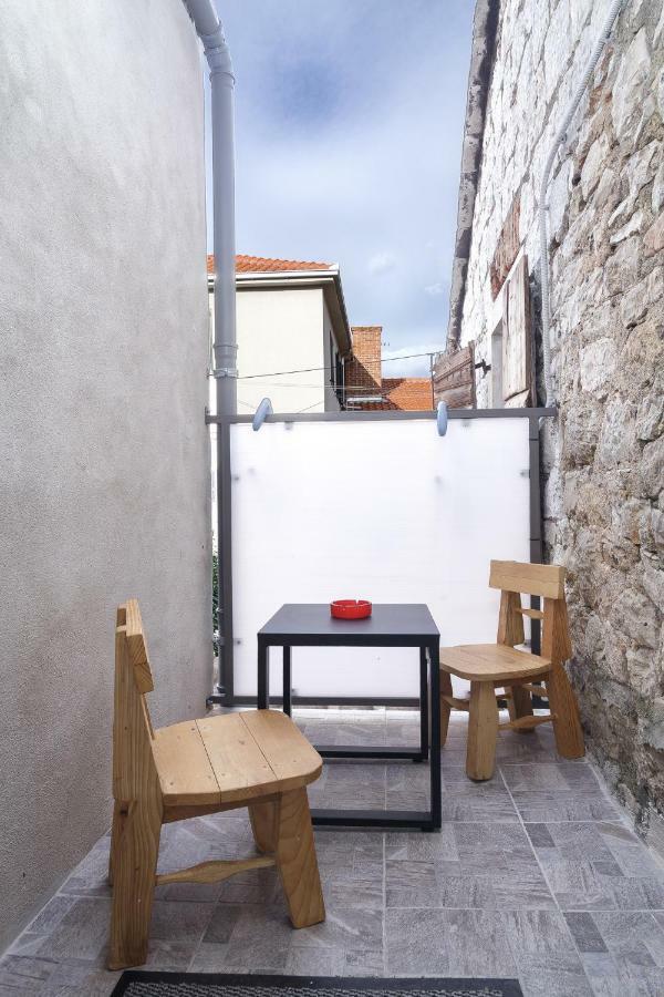 Stone Apartman Varos Split Bagian luar foto